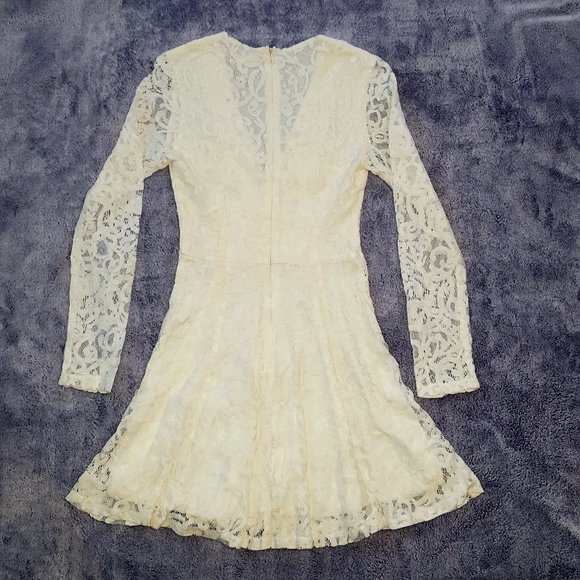 Tobi White Lace Dress XS - Picture 2 of 16